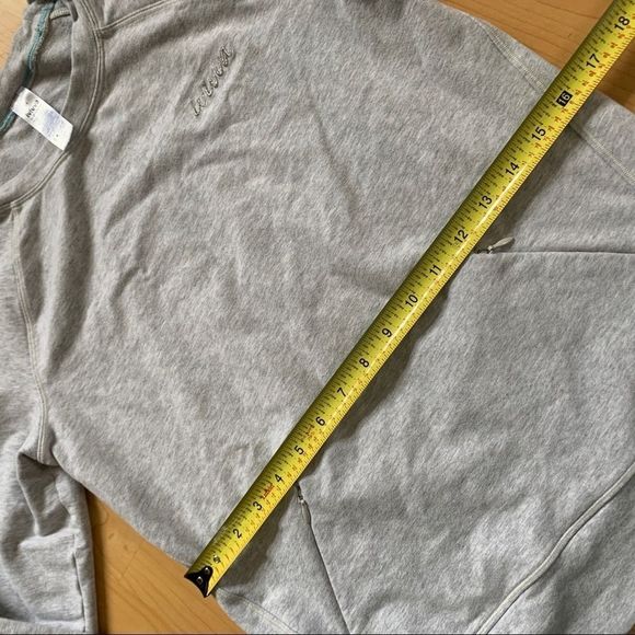 Grey Ivivva Sweater - Picture 9 of 10